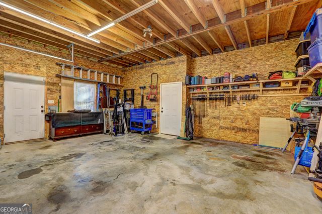 128 Stillwater Trace, Griffin, GA 30223