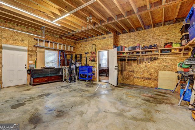 128 Stillwater Trace, Griffin, GA 30223