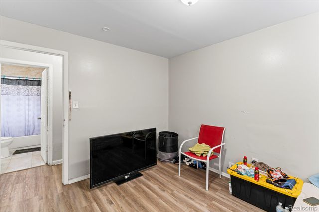 1444 S Liddesdale Street, Detroit, MI 48217