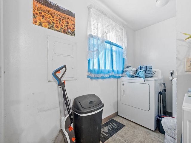 3614 Summers Lane, Klamath Falls, OR 97603