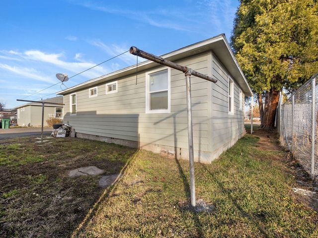 3614 Summers Lane, Klamath Falls, OR 97603