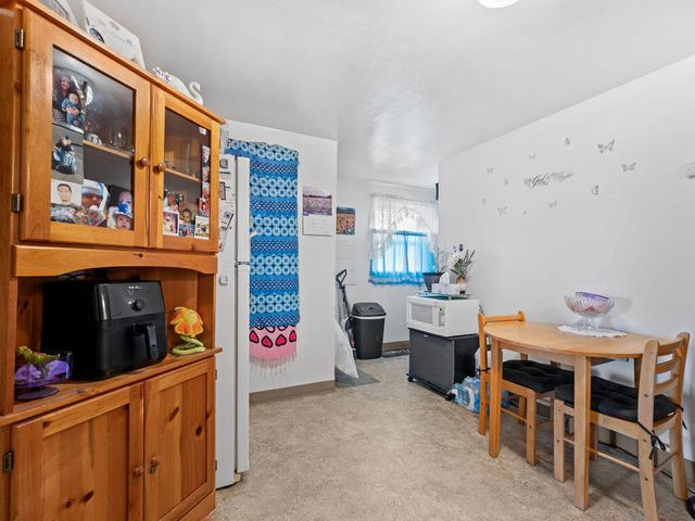 3614 Summers Lane, Klamath Falls, OR 97603