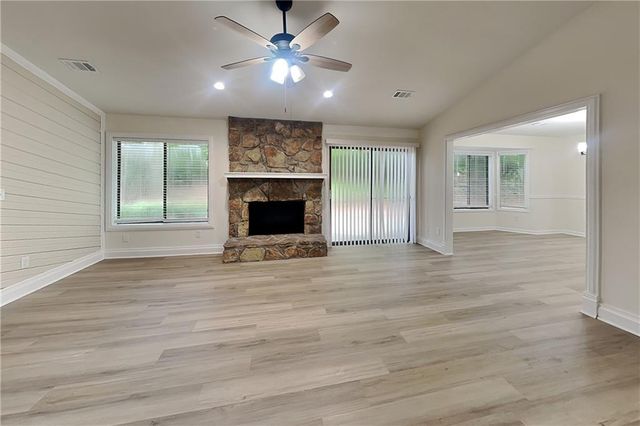 1110 Lake Drive, Roswell, GA 30075