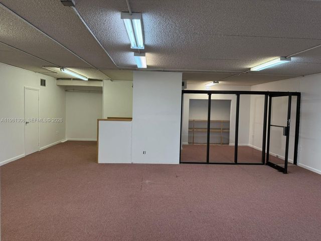 6187 NW 167th St H13, Hialeah, FL 33015