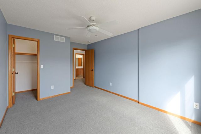 2115 Parkway Avenue, Shakopee, MN 55379