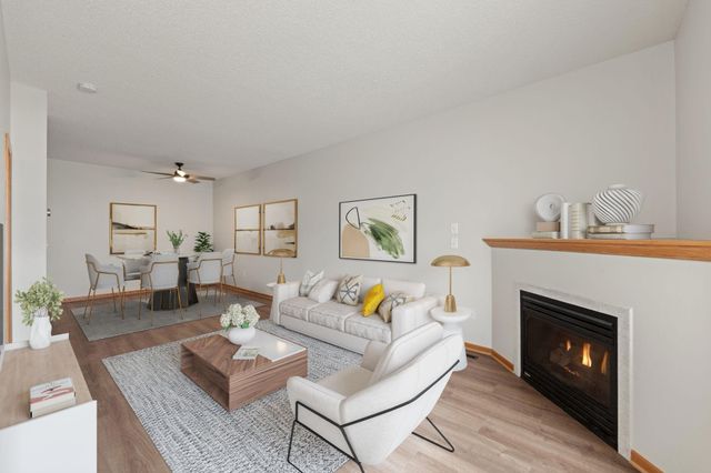 2115 Parkway Avenue, Shakopee, MN 55379