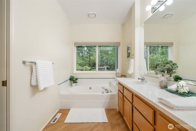 7033 Prestwick Lane SW, Port Orchard, WA 98367