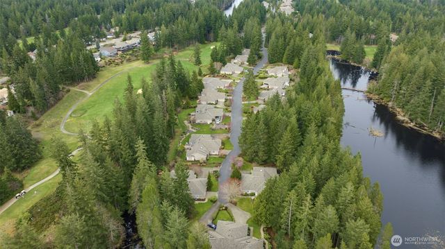 7033 Prestwick Lane SW, Port Orchard, WA 98367