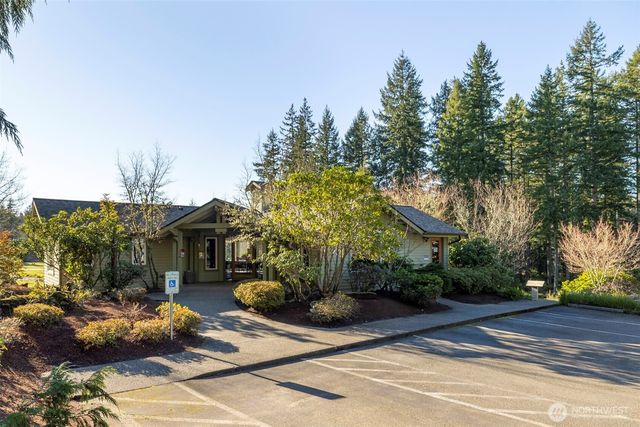 7033 Prestwick Lane SW, Port Orchard, WA 98367