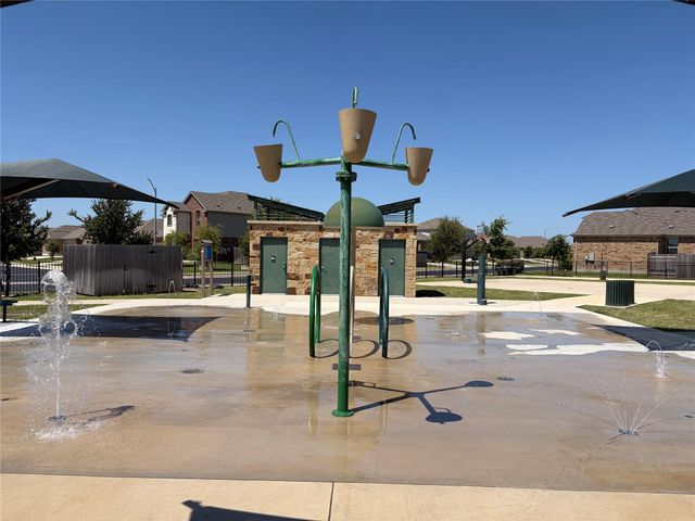 309 Colthorpe LN, Hutto, TX 78634
