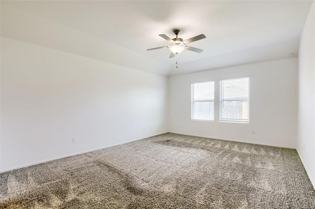 309 Colthorpe LN, Hutto, TX 78634
