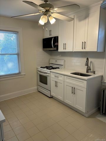 181 Violet Avenue 2, Floral Park, NY 11001