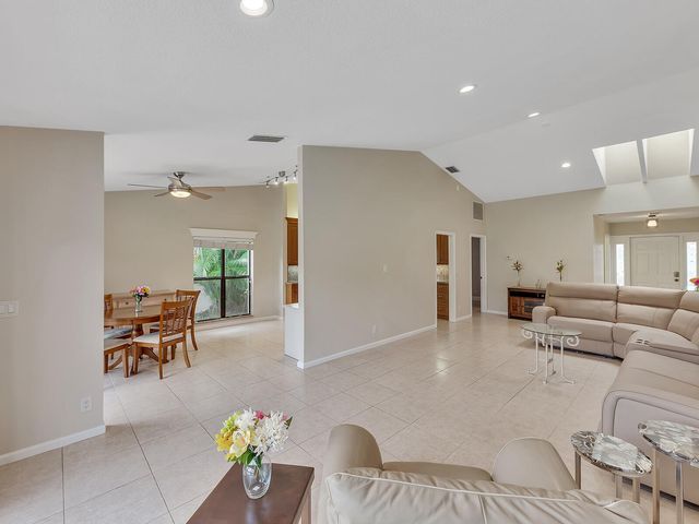 7747 Villa Nova Drive, Boca Raton, FL 33433