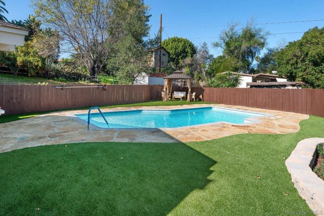 1780 Grove Rd, El Cajon, CA 92020