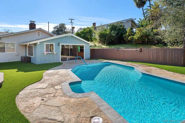 1780 Grove Rd, El Cajon, CA 92020