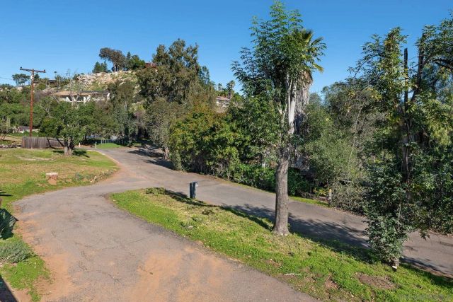 1780 Grove Rd, El Cajon, CA 92020