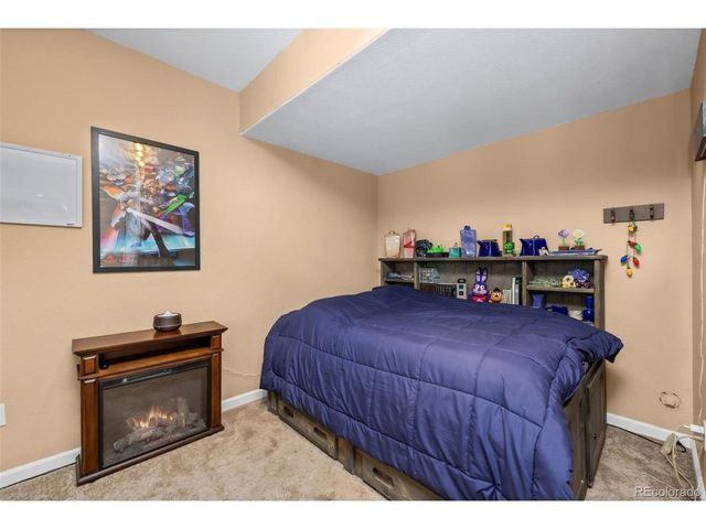 22389 E Chenango Dr, Aurora, CO 80015