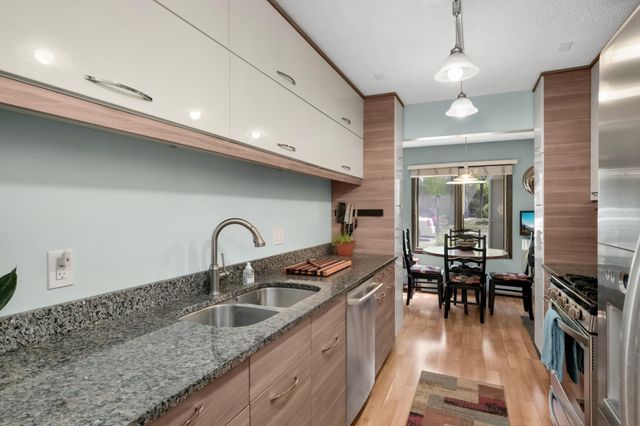 10203 Scarborough Road, Bloomington, MN 55437