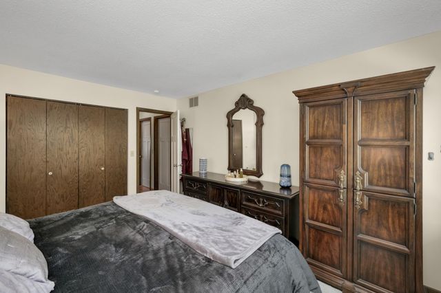 10203 Scarborough Road, Bloomington, MN 55437