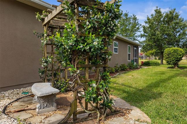 88 ARENA LAKE DRIVE, Palm Coast, FL 32137