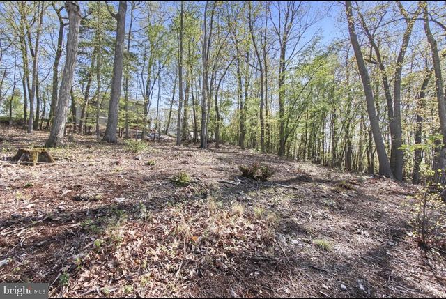 620 WOODSIDE RD, York, PA 17406