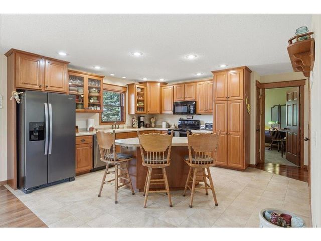 956 280th Street, Woodville, WI 54028