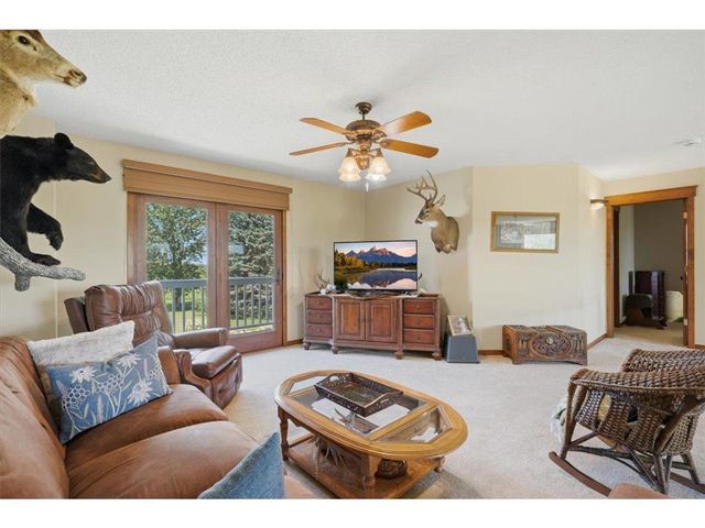 956 280th Street, Woodville, WI 54028
