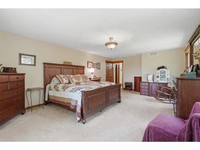 956 280th Street, Woodville, WI 54028