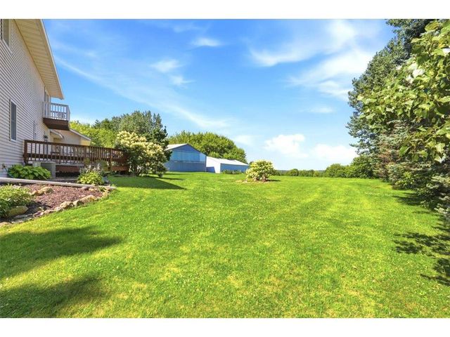 956 280th Street, Woodville, WI 54028