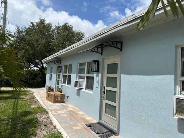 3431 NE 13th Avenue, Oakland Park, FL 33334