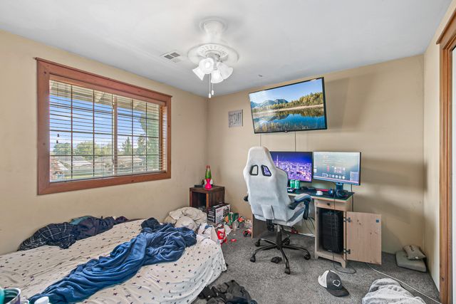 1098 Gate Park Drive, Central Point, OR 97502