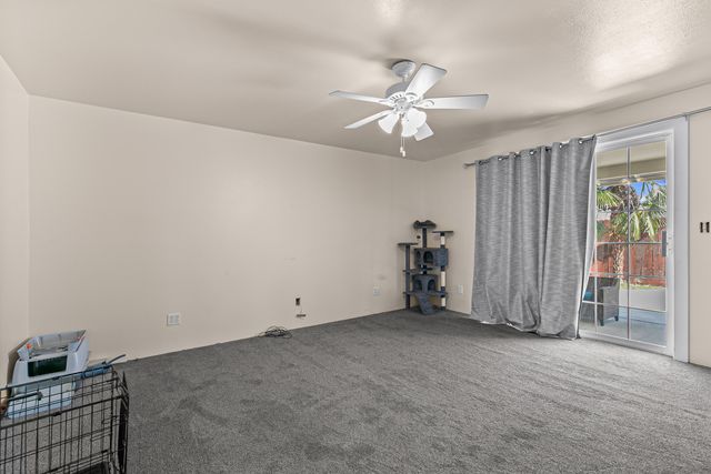 1098 Gate Park Drive, Central Point, OR 97502