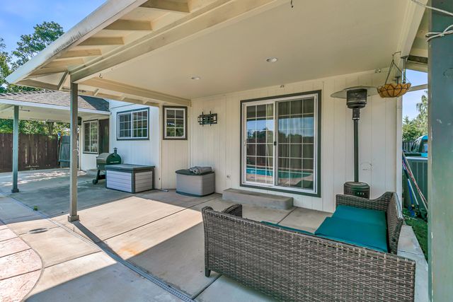 1098 Gate Park Drive, Central Point, OR 97502