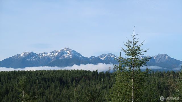 2180 NE Holly Dewatto Rd, Tahuya, WA 98588