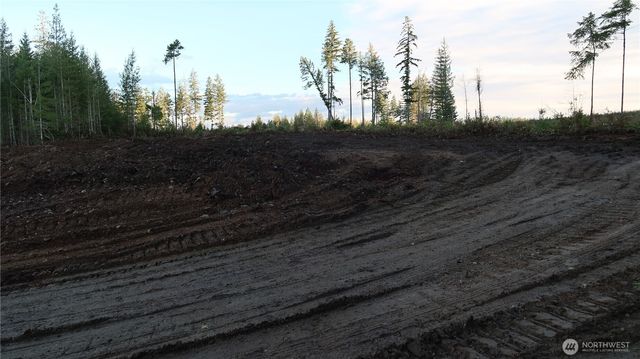 2180 NE Holly Dewatto Rd, Tahuya, WA 98588