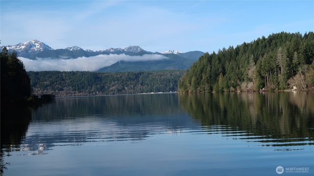 2180 NE Holly Dewatto Rd, Tahuya, WA 98588