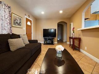 4525 W 137th Street, Hawthorne, CA 90250