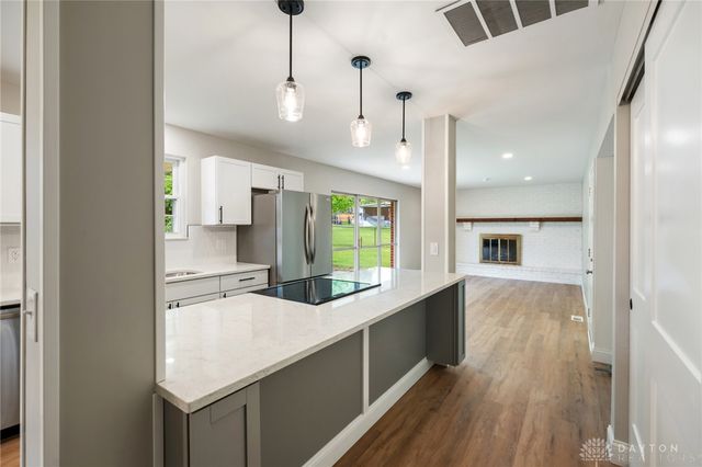 734 N Bayberry Drive, Miamisburg, OH 45342
