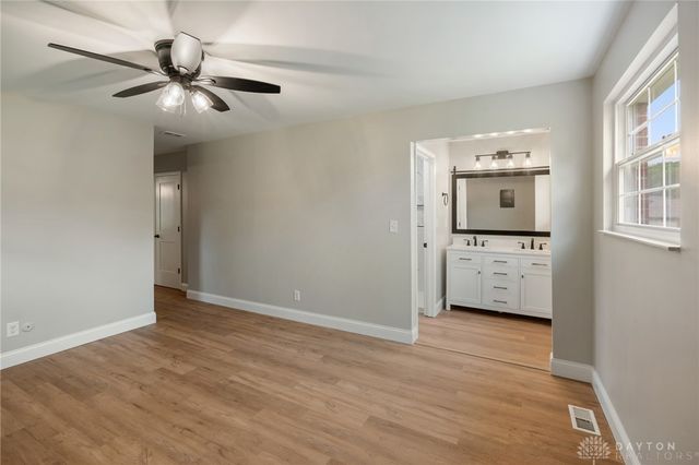 734 N Bayberry Drive, Miamisburg, OH 45342