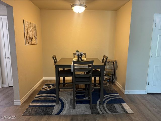 4390 Sandy River Drive 4, Las Vegas, NV 89103