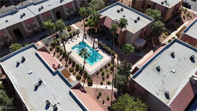 4390 Sandy River Drive 4, Las Vegas, NV 89103