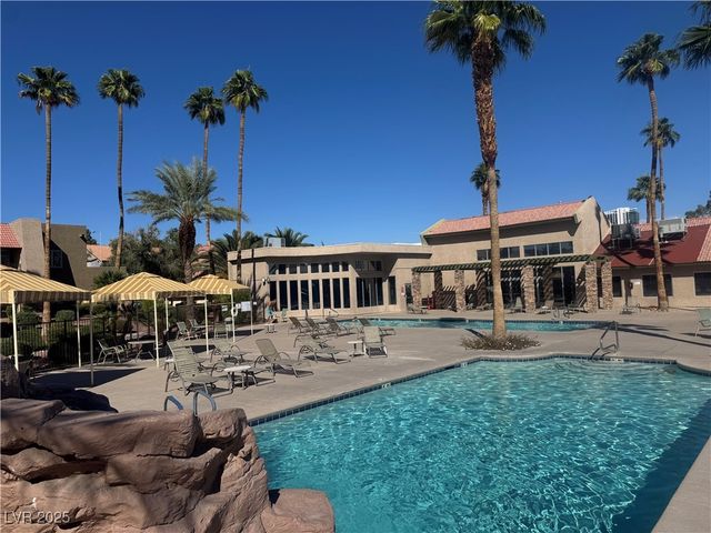 4390 Sandy River Drive 4, Las Vegas, NV 89103