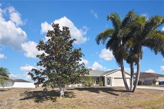 5122 Beecher ST, Lehigh Acres, FL 33971