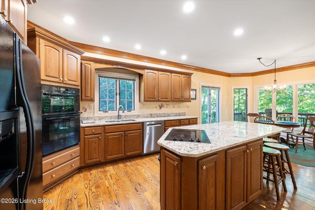 6711 Harrods View Cir, Prospect, KY 40059