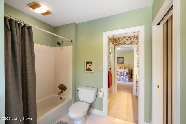 6711 Harrods View Cir, Prospect, KY 40059