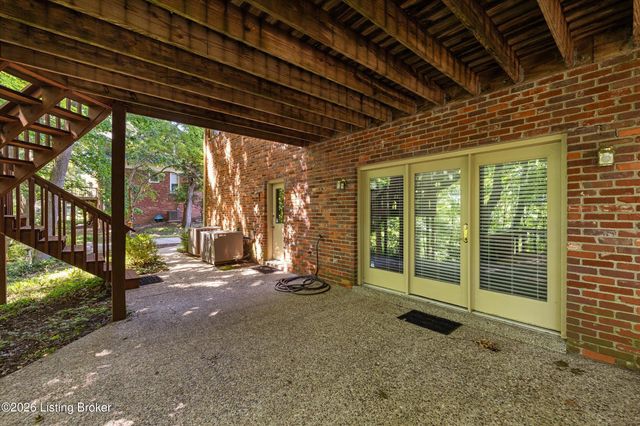 6711 Harrods View Cir, Prospect, KY 40059