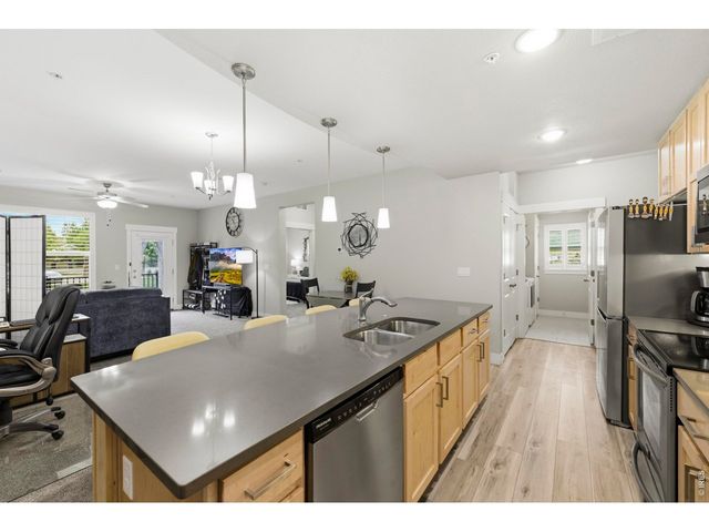 4642 Hahns Peak Dr 101, Loveland, CO 80538