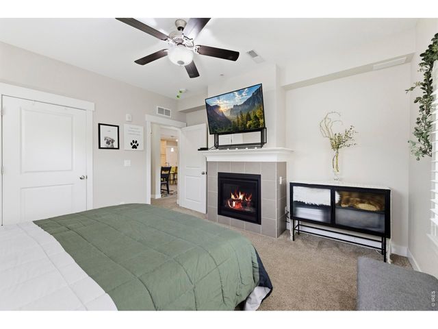 4642 Hahns Peak Dr 101, Loveland, CO 80538