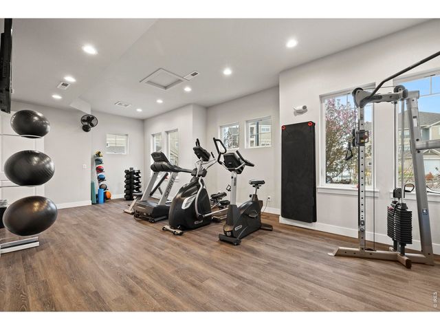 4642 Hahns Peak Dr 101, Loveland, CO 80538