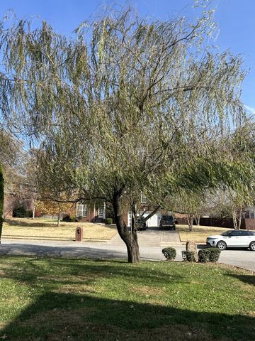 3212 Troy Rd, Lebanon, TN 37087